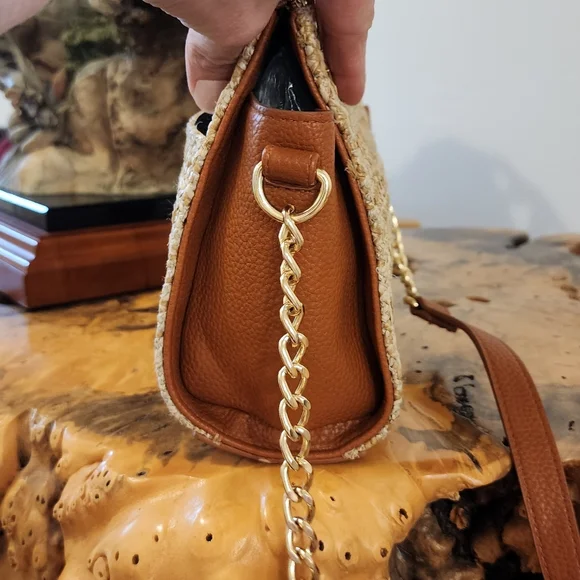 Sold - Picture 2 of 5